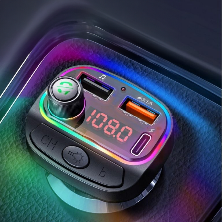 Transmisor Bluetooth con carga rápida USB y tipo C para celular en el carro
